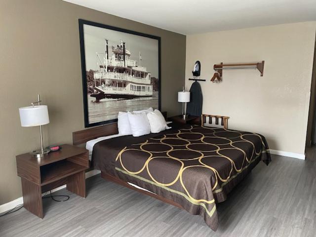 Super 8 By Wyndham Alton Motel Bagian luar foto