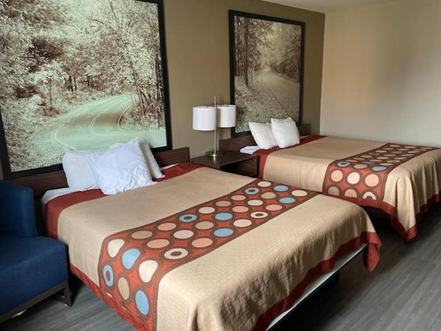 Super 8 By Wyndham Alton Motel Bagian luar foto